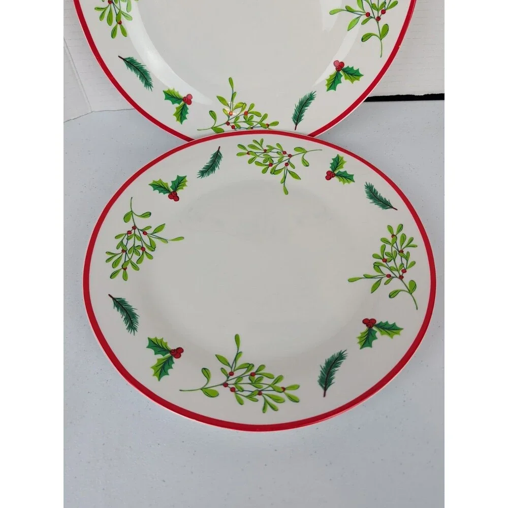 2 Royal Norfolk Christmas Dinner Plates Holly Berry Mistletoe Red Border 2007